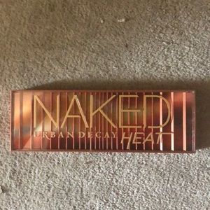 Naked Heat Palette by Urban Decay